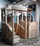 Mimbar Masjid Kaligrafi Tangga Jepara