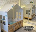 Tempat Tidur Bayi Model Rumah Unik