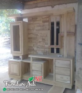 Partisi Pembatas Ruang Keluarga Kayu Jati