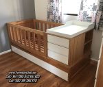 Model Tempat Tidur Bayi Minimalis Kayu