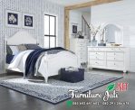 Set Kamar Tempat Tidur Kayu Ukir Klasik