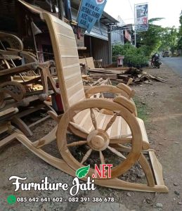 Kursi Goyang Model Roda Kayu Jati