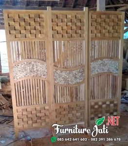 Sketsel Minimalis Ranting Kayu Jati